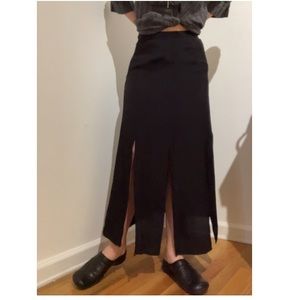 Asymmetric/Carwash Hem Pleated Long Skirt